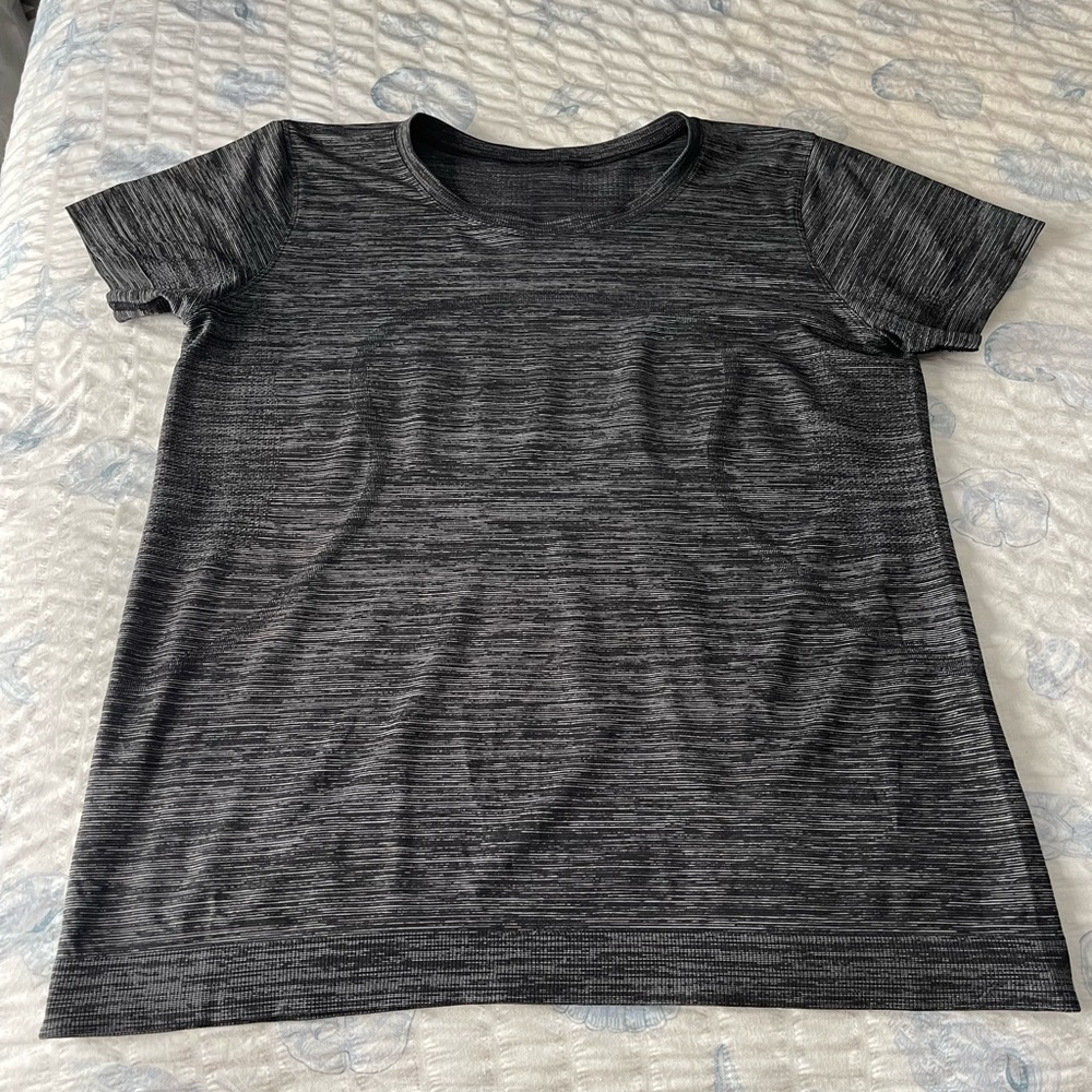 Lululemon Swiftly
